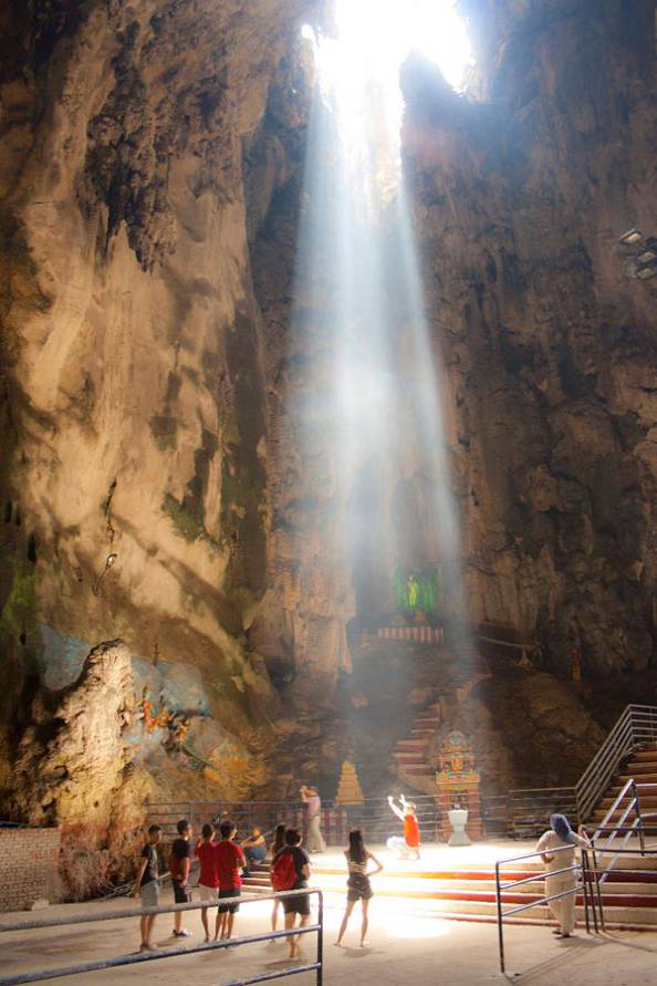Внутри пещер Внутри пещер