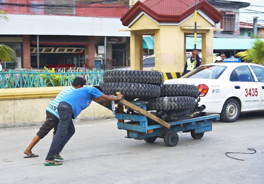 На улицах города