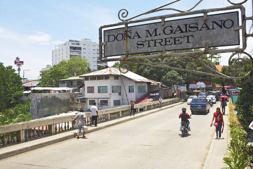 Местная улочка Местная улочка