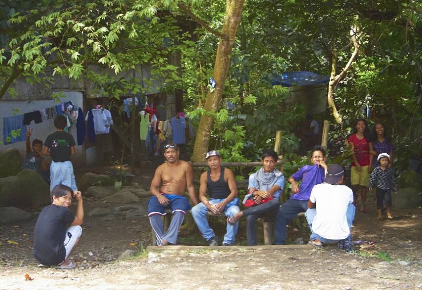 Бандиты местные )