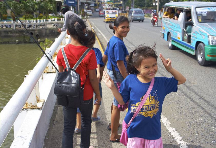 Позитивная девчонка )))