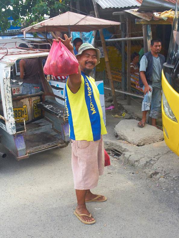 Вот и продавец подоспел ) Вот и продавец подоспел )