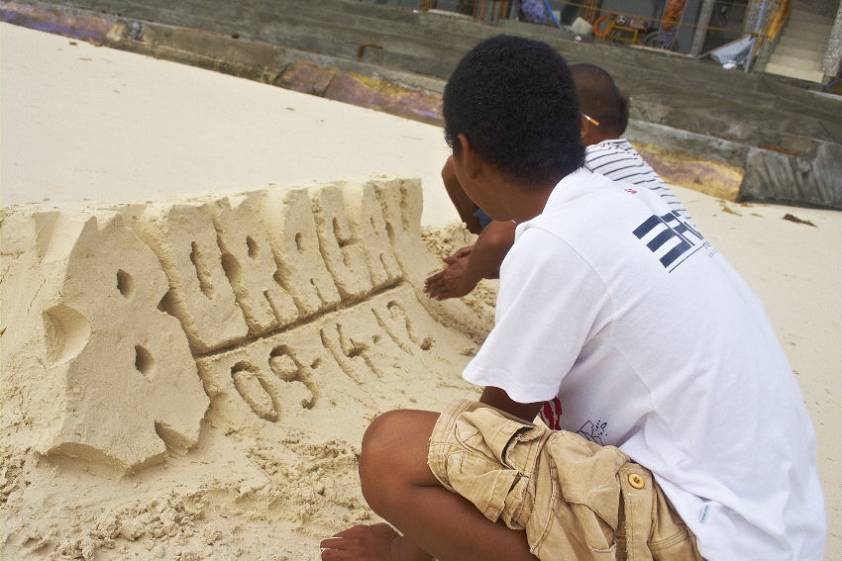 Местные пытаются на туристах заработать - 10 песо за просмотр Местные пытаются на туристах заработать - 10 песо за просмотр