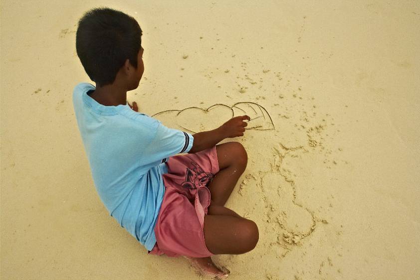 Видать влюбился пацан ) Видать влюбился пацан )