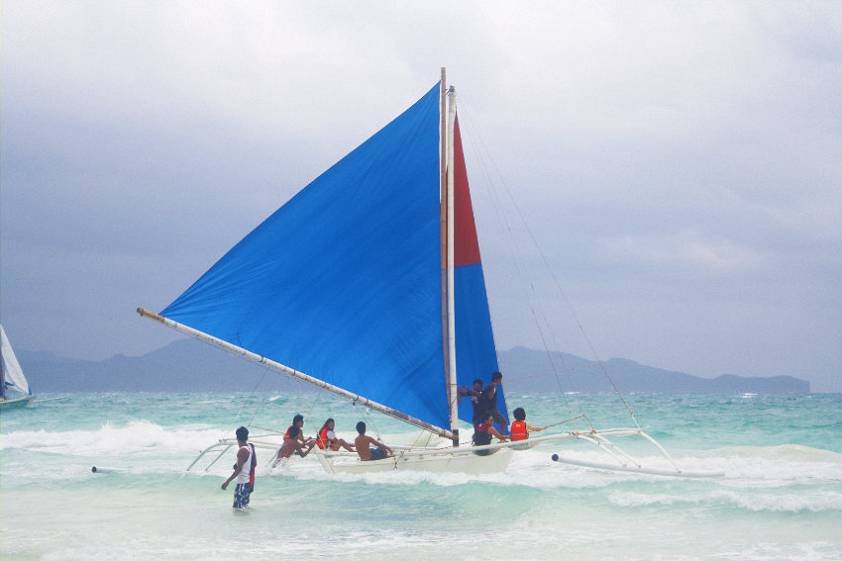 Вроде песо 600 такая лодка стоит прокатиться Вроде песо 600 такая лодка стоит прокатиться