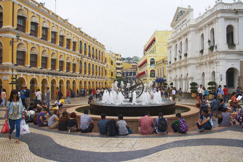 Сенатская площадь (Senado Square)