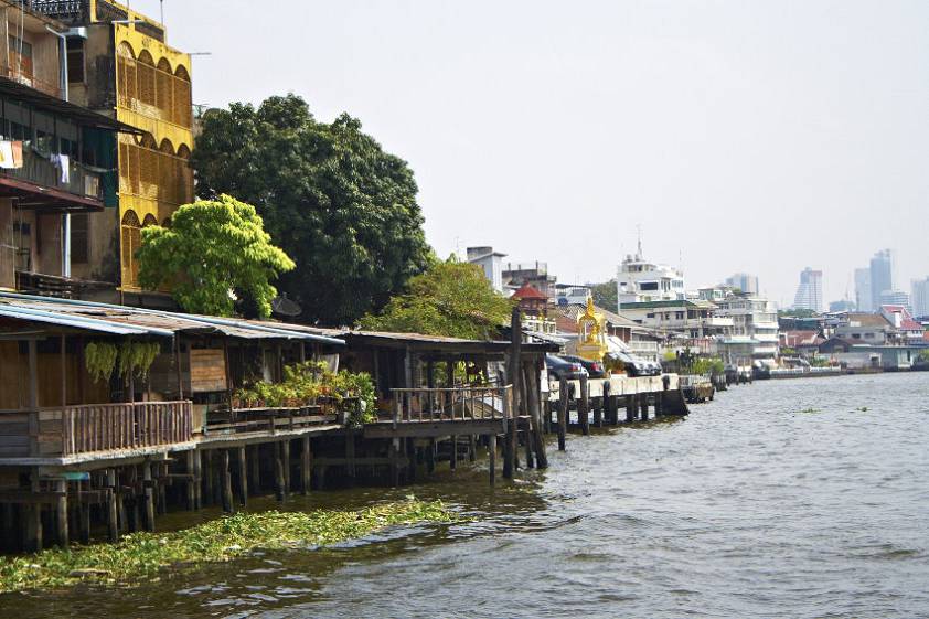 Причалы на реке Причалы на реке