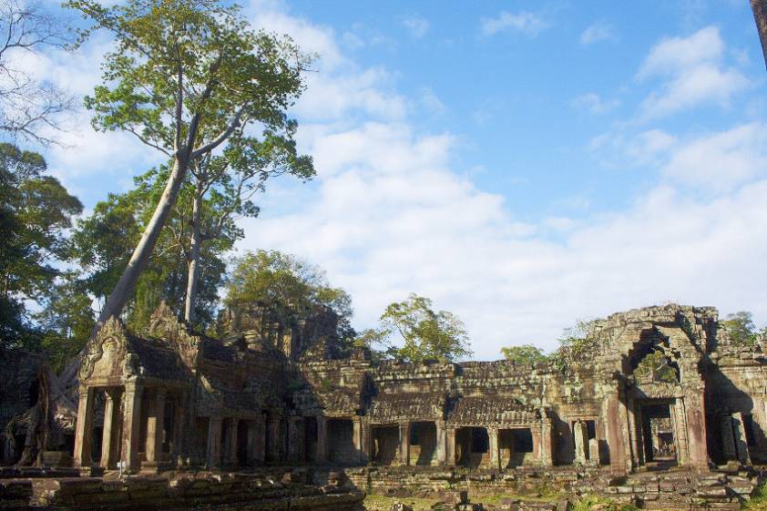Вид в масштабе на тот же храм ) Вид в масштабе на тот же храм )