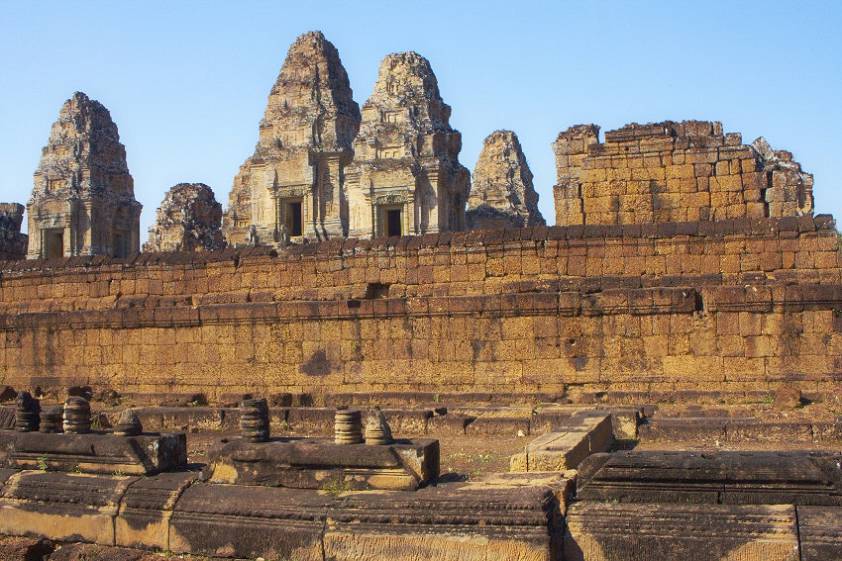 Чем то напоминает скорее Египет ) Чем то напоминает скорее Египет )