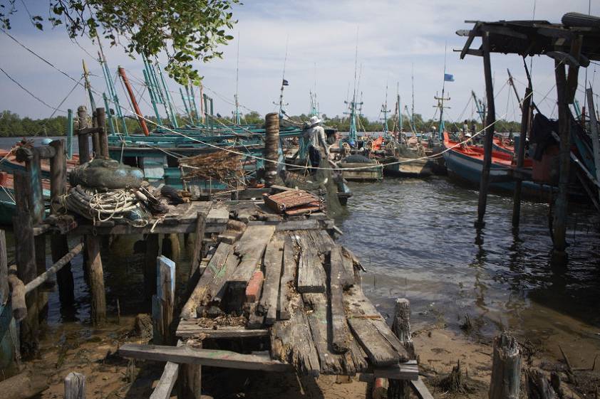 Лавировать по этим дощечкам было непросто ) Лавировать по этим дощечкам было непросто )