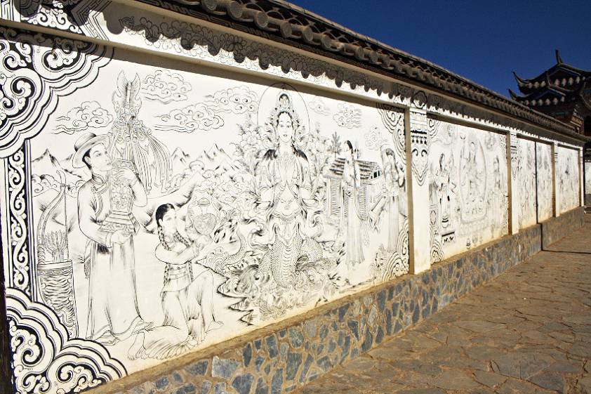 проезжая очередную деревню...