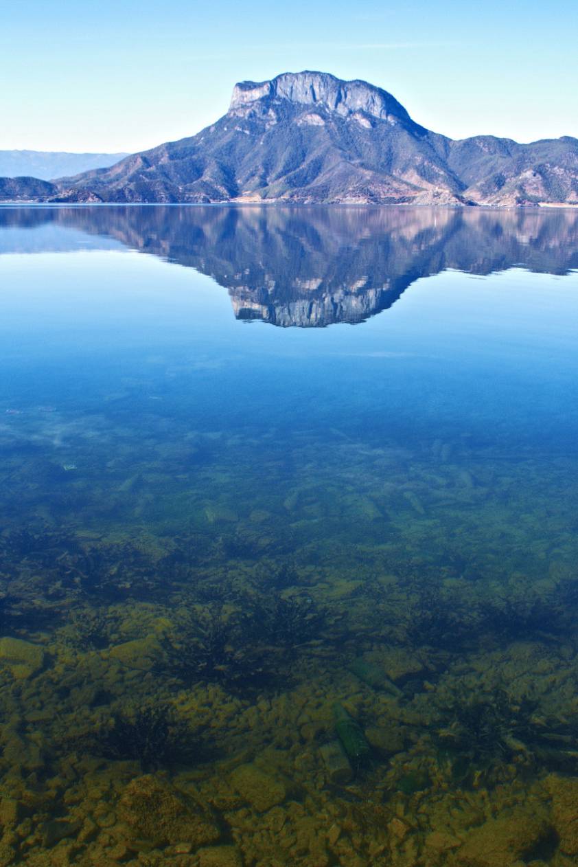 порой отражения очень красивы ))) порой отражения очень красивы )))