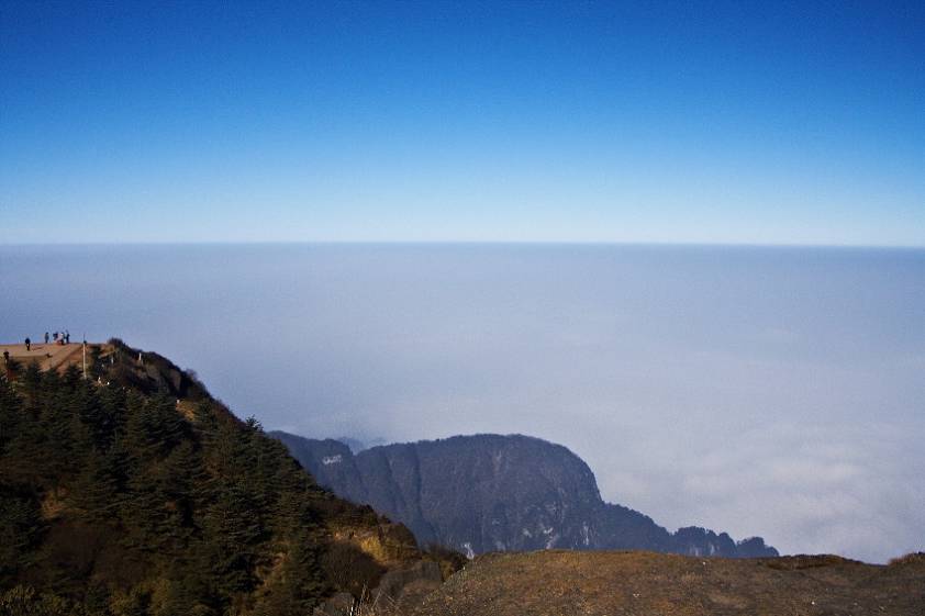 встретить рассвет в этом места, должно быть, здорово )