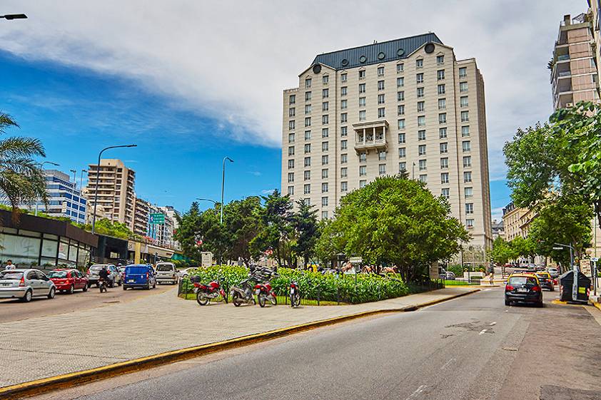 Гуляем по улицам великолепного города