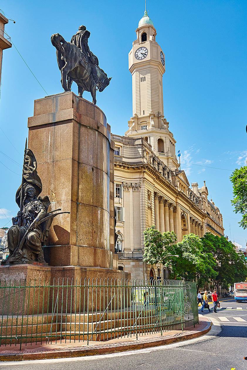 Гуляем по улицам великолепного города