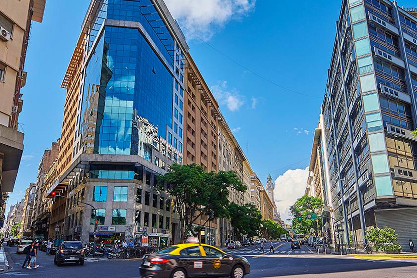 Гуляем по улицам великолепного города