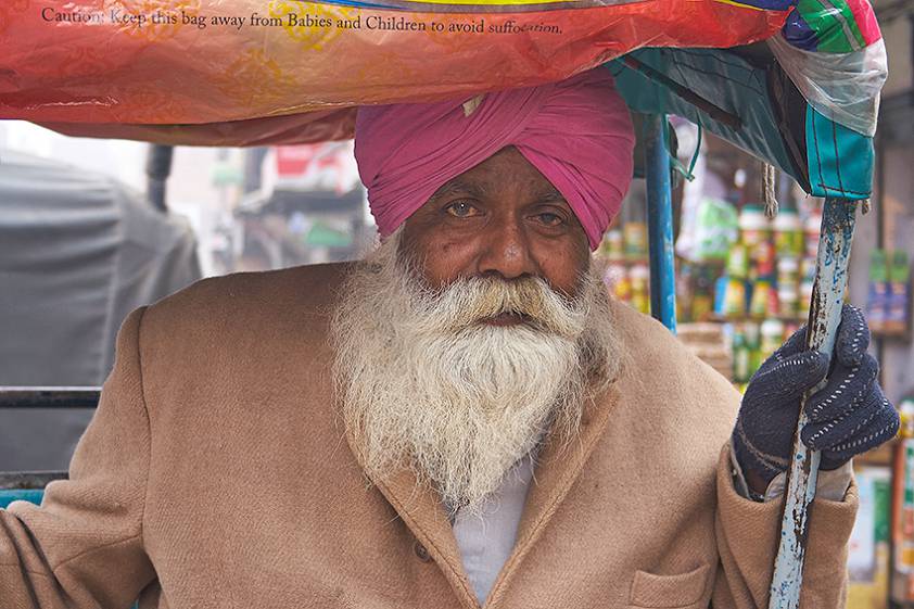 Колоритные жители города Амритцар, Индия