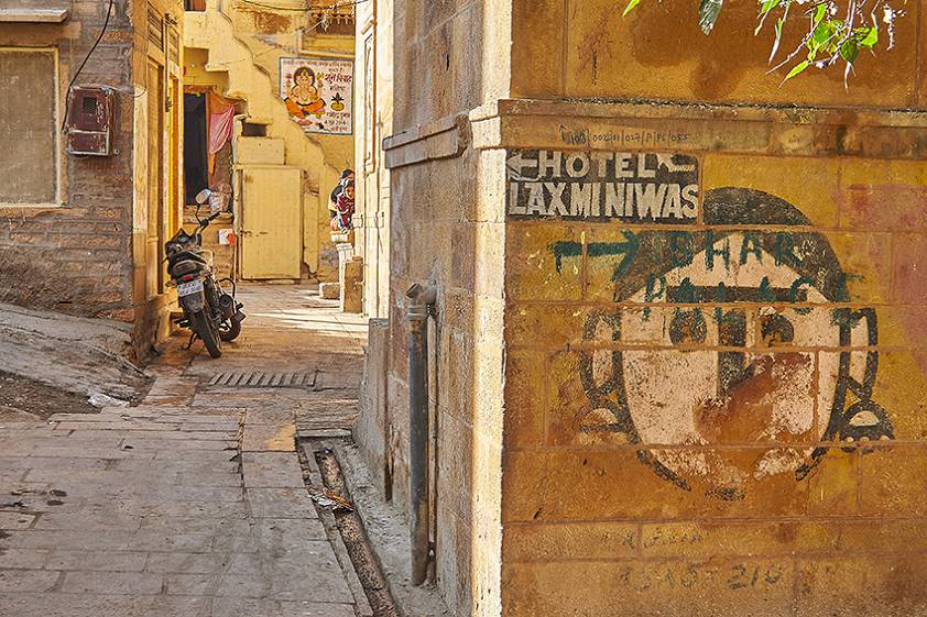 Гуляем по улицам старинного города