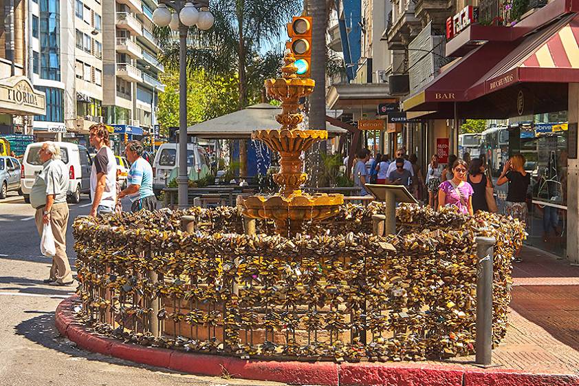 Столько замочков еще не видел в одном месте ))) Столько замочков еще не видел в одном месте )))