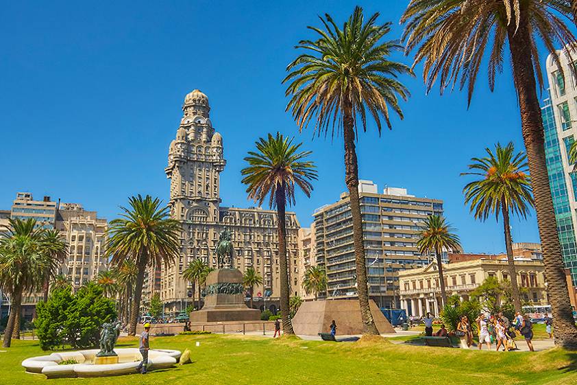 Продолжаем гулять по столице Уругвая