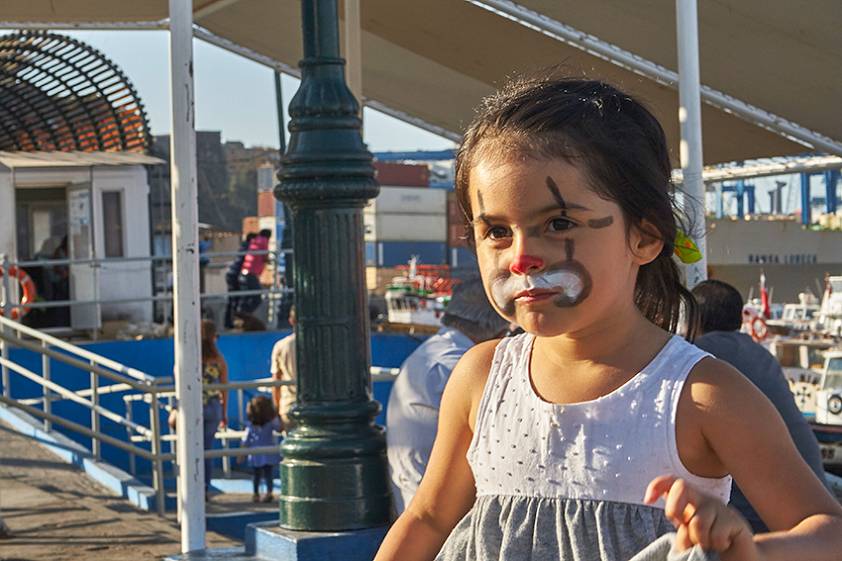 Смешная девочка из Сантьяго Смешная девочка из Сантьяго