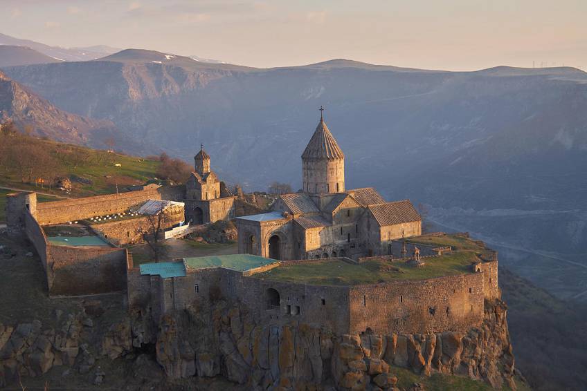 Татевский монастырь