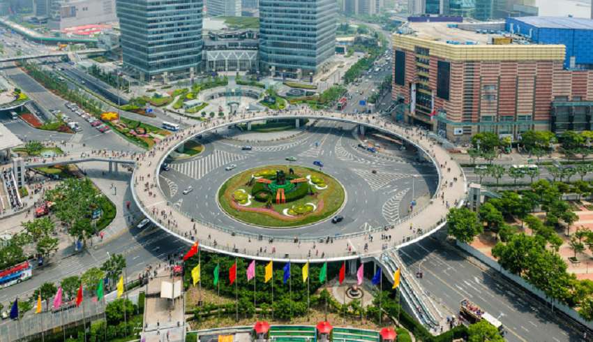 Шанхай достопримечательности. Пешеходный мост Луцзяцзуй