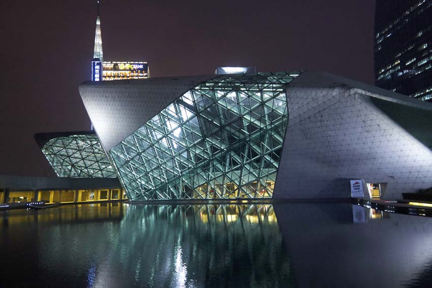 Достопримечательности. Опера