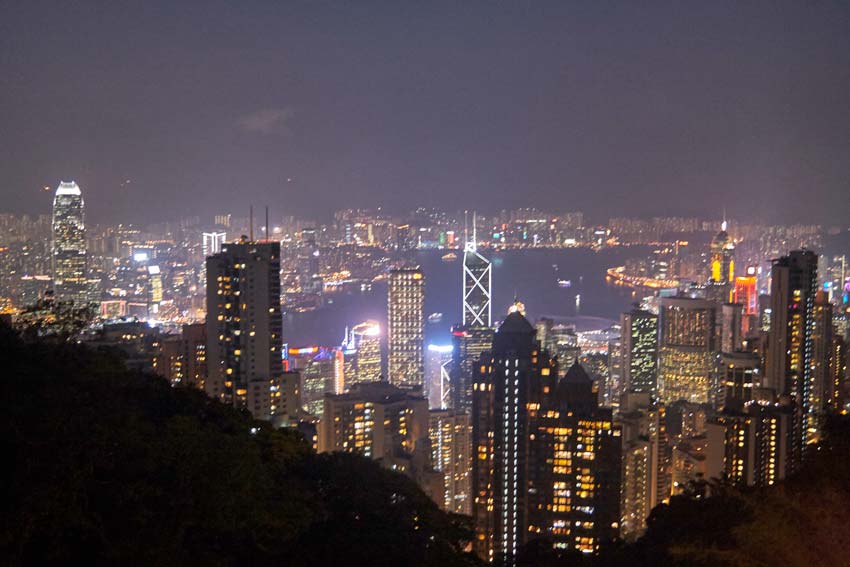 Неподалеку от sky terrace